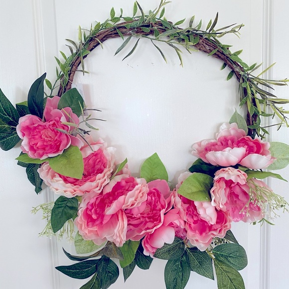 Spring Wreath - Picture 1 of 1